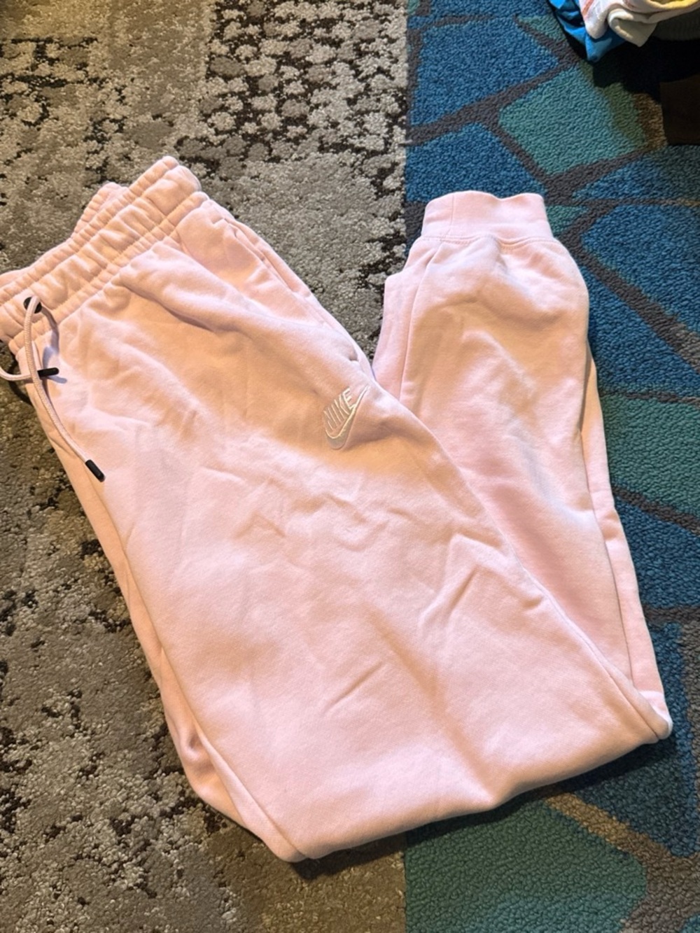 Nike women’s Light Pink Fleece Joggers